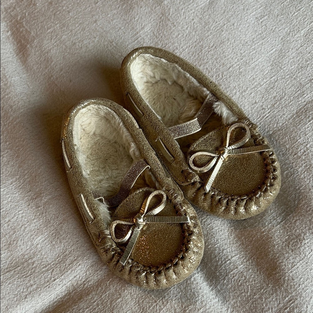 Toddler Gold Moccasin Ballet Slippers Size 7-8